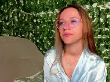 Bongacams Best Webcam of NicoleIris