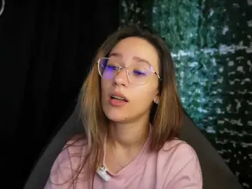 Bongacams Watch Live Sex Cams of NicoleIris