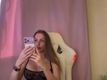 Bongacams Watch Live Sex Cams of GoldPussy69