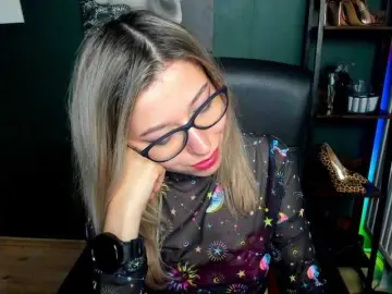 Bongacams Free Porn Cam of xxHeidiLove