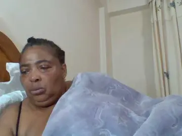 Bongacams Watch Live Sex Cams of pussylips53