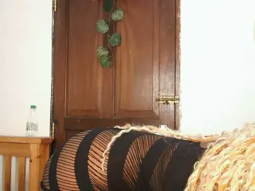 Bongacams Watch Live Sex Cams of VelvetDesire