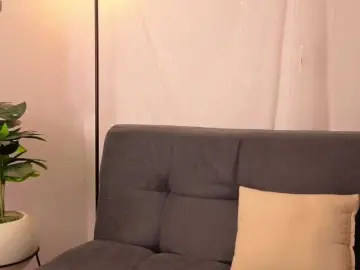 Bongacams Nude Webcam of Elly-g