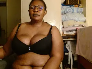 Bongacams Adult Webcams of Sexiemama