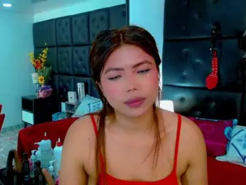Bongacams Watch Live Sex Cams of Clloelombaard