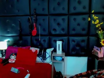 Bongacams Watch Live Sex Cams of Clloelombaard