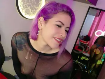 Bongacams Sex Cam of Ivypoison10