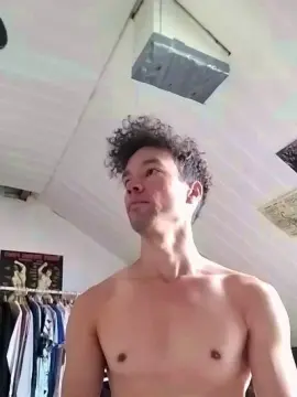 Cam4 Live Sex of HotFabian93