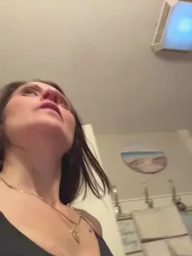 Cam4 Nude Webcam of Prettyittybitty