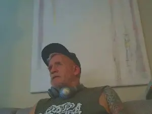 Cam4 Watch Live Sex Cams of overmydaddbody