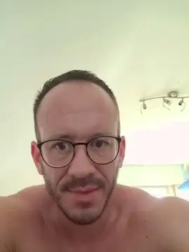 Cam4 Watch Live Sex Cams of yumyum18