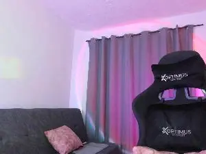 Cam4 Live Sex of TheMagicFoxxx