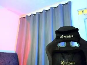 Cam4 Free Porn Cam of TheMagicFoxxx