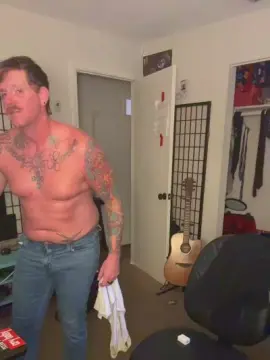 Cam4 Free Porn Cam of HardwrkingK0