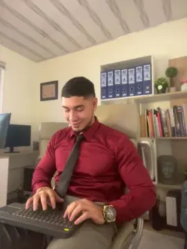 Cam4 Free Porn Cam of dimitri_coleman