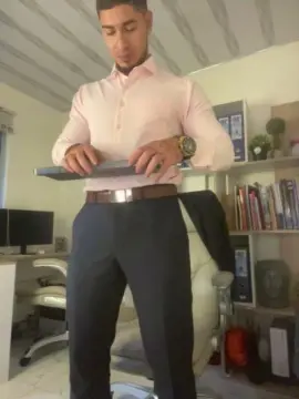 Cam4 Live Sex of dimitri_coleman