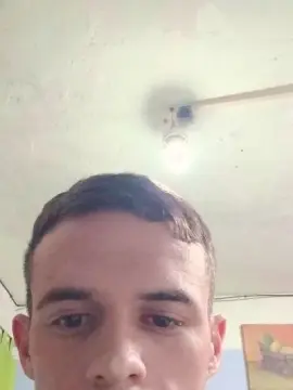 Cam4 Private Sex Chat of Leoo2277