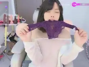 Cam4 Watch Live Sex Cams of aweita32
