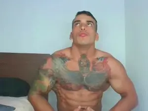 Cam4 Free Live Porn of Lucasflexthis_1