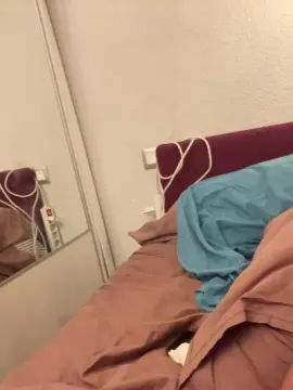 Cam4 Free Live Porn of Darkmadrid