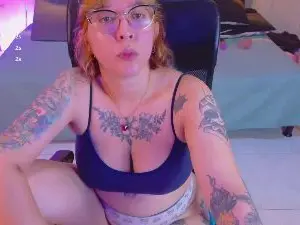 Cam4 Best live sex cam show of chloe_rosse_