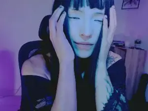 Cam4 Free Live Porn of cybergirlxxx