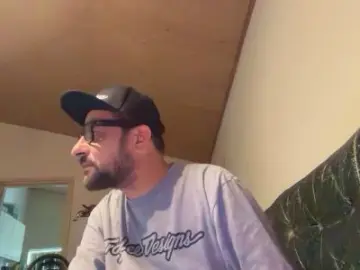 Cam4 Free Live Porn of The_Bosssss