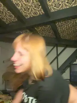 Cam4 Private Sex Chat of saraangelafern1