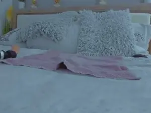 Cam4 Free Porn Cam of ayra2