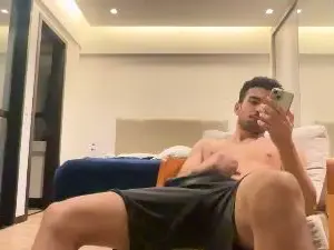 Cam4 Live Sex Cam of Drgym18