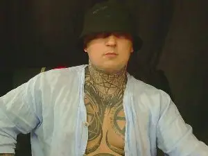Cam4 Live Porn of devilwithtats