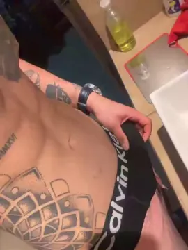 Cam4 Live Porn of nicolas2471