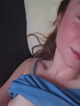 Cam4 Watch Live Sex Cams of Laurichichi