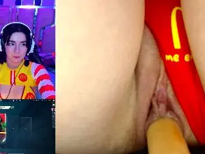 Cam4 Free Live Porn of NicoleFerrel