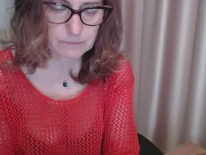 Cam4 Watch Live Sex Cams of LauraOven