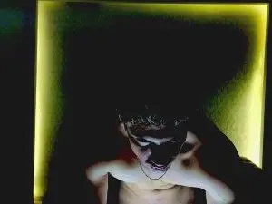 Cam4 Live Sex of MaxKaidenn
