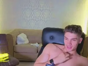 Cam4 Private Sex Chat of MaxKaidenn