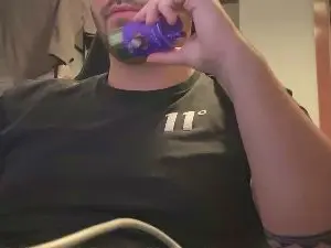 Cam4 Sex Chat of adrianzzz3