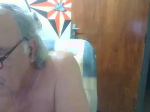 Cam4 Sex Chat of bohemio_54