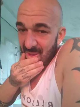 Cam4 Free Porn Cam of ilciuciu20