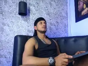 Cam4 Private Sex Chat of Chris_Dick99