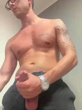 Cam4 Free Porn Cam of masterboss_