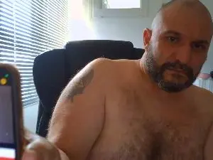 Cam4 Private Sex Chat of DaddyBearLive