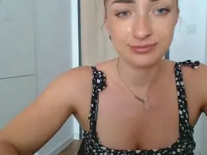 Cam4 Best Webcam of LorenneAngel