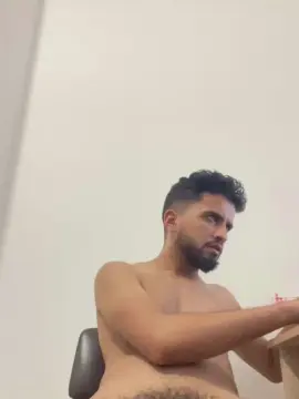 Cam4 Private Sex Chat of Bigiheb46