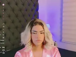 Cam4 Free Porn Cam of scarlethsweety