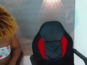Cam4 Live Porn of AshleysofiaXXX
