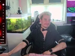 Cam4 Sex Cam of Rayzel_White