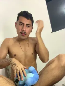 Cam4 Live Porn of Julionovais
