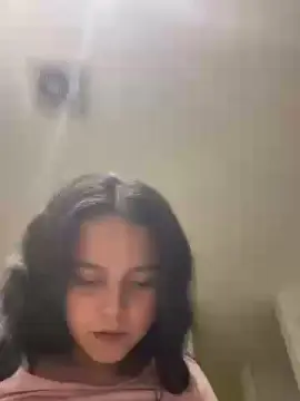 Cam4 Free Live Porn of Bbtrick22